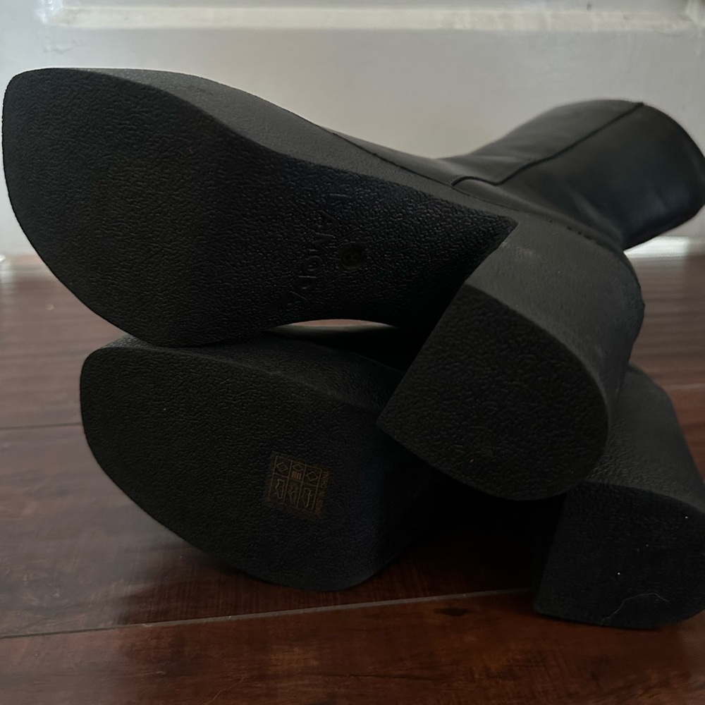 New with box Lamoda Black Slick Nicks Calf High Boots 8 - Picture 9 of 9